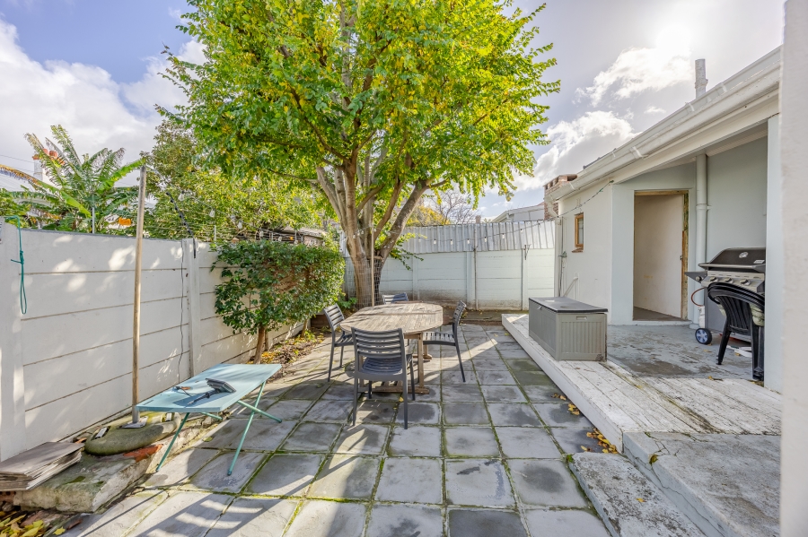 4 Bedroom Property for Sale in Wynberg Upper Western Cape